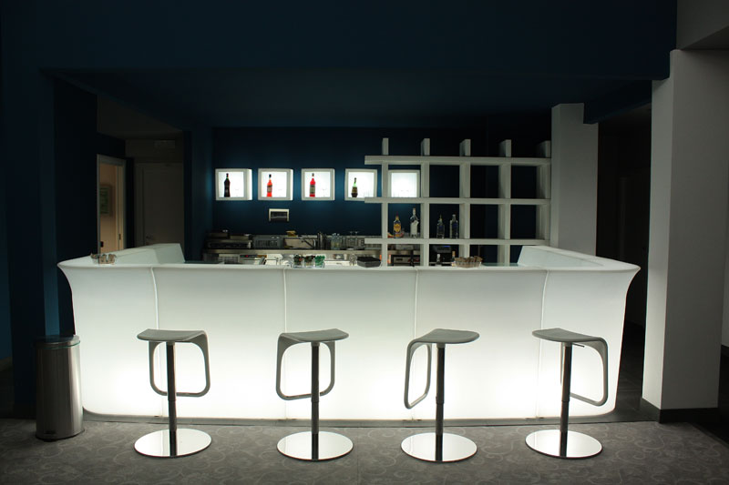 Illuminated Bar Table FCO-LE085